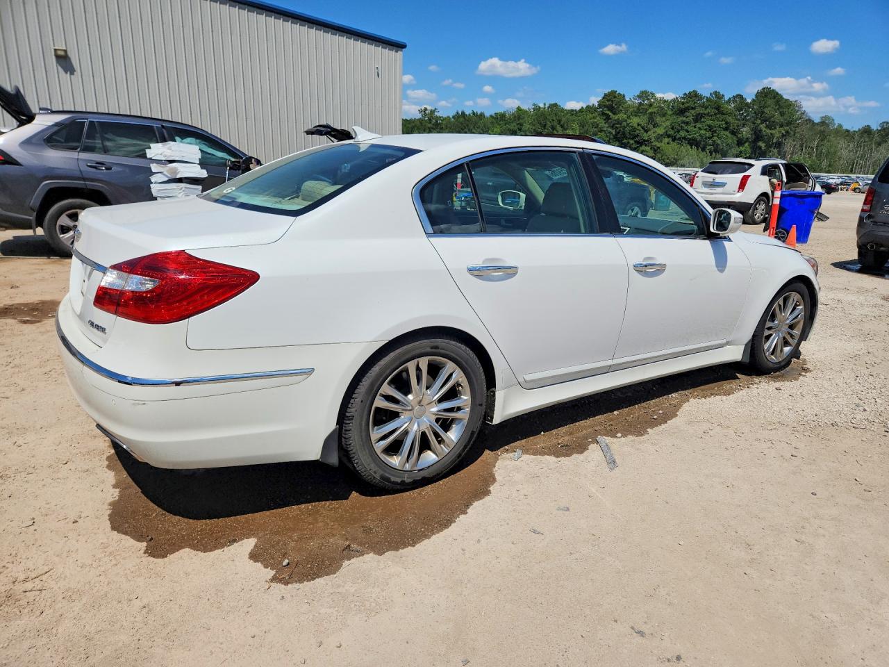Hyundai Genesis 3.8l