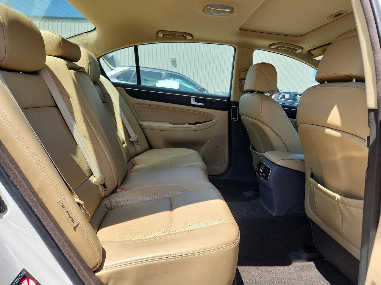 Hyundai Genesis 3.8l