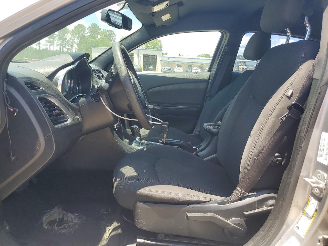 Dodge Avenger Se