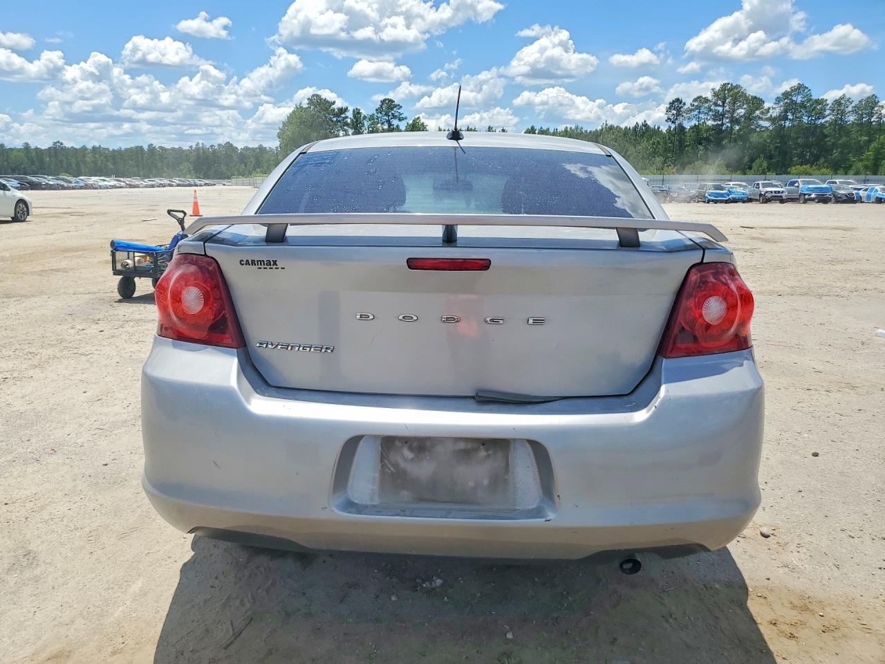 Dodge Avenger Se