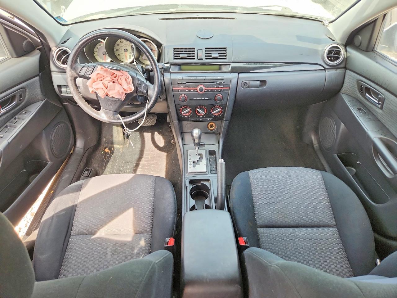 Mazda 3 I