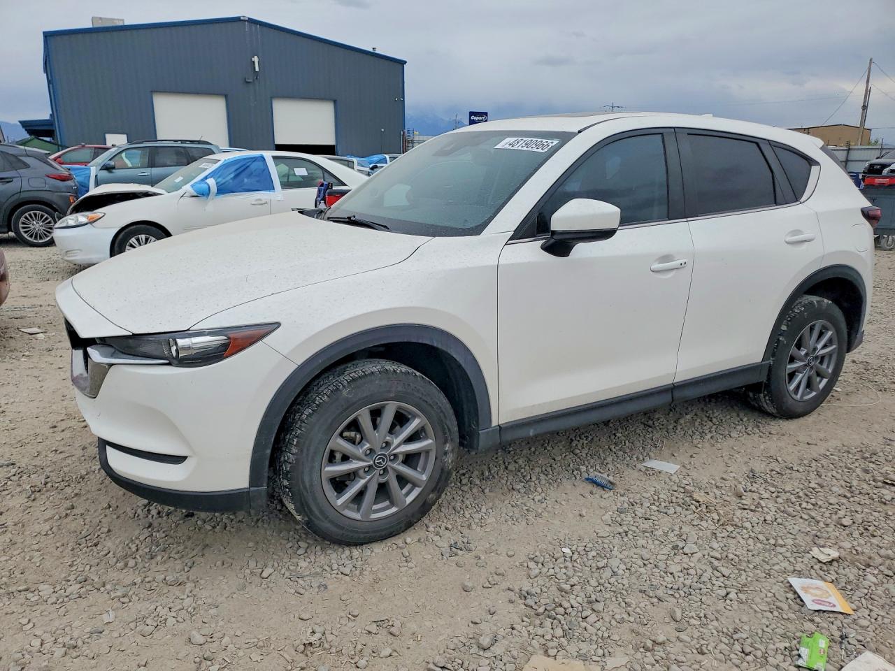 Salvage Mazda Cx Image