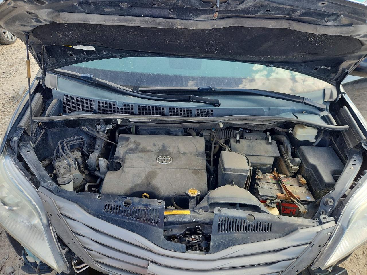 Toyota Sienna Xle 7-passenger