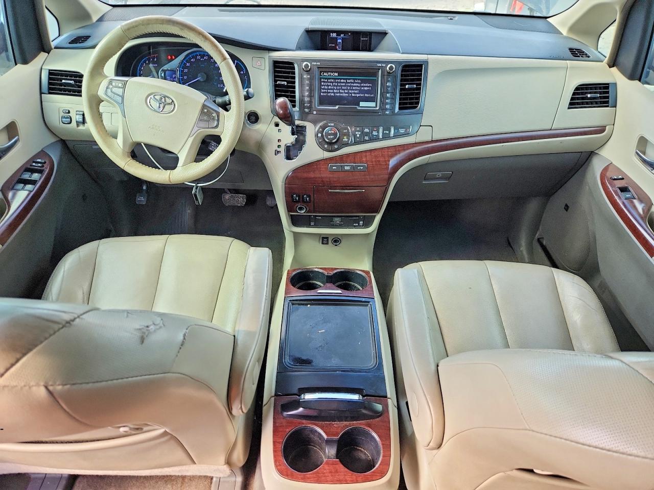 Toyota Sienna Xle 7-passenger