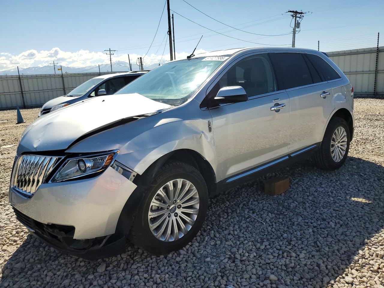 Salvage Lincoln MKX Image