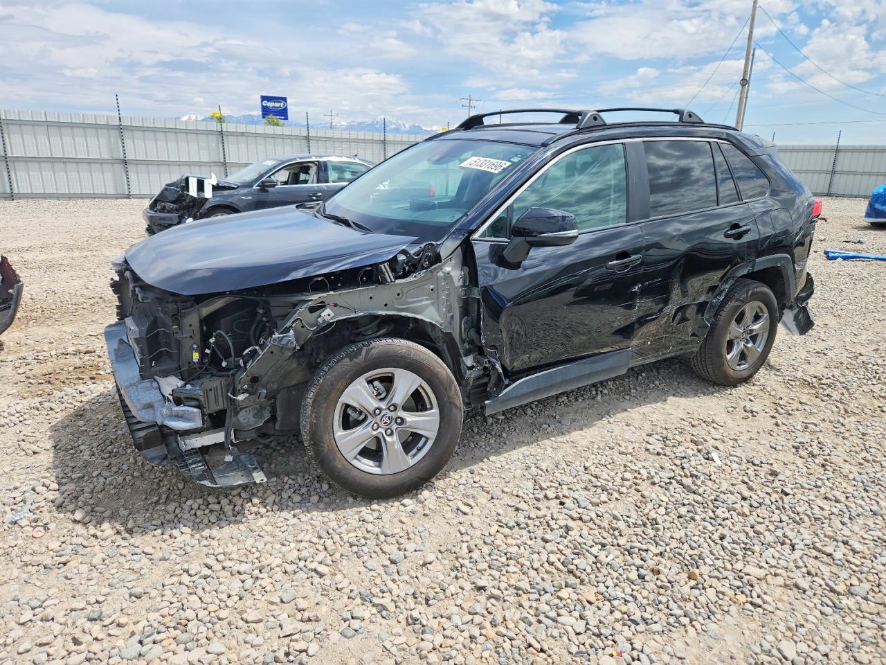 Salvage Toyota RAV4 Image