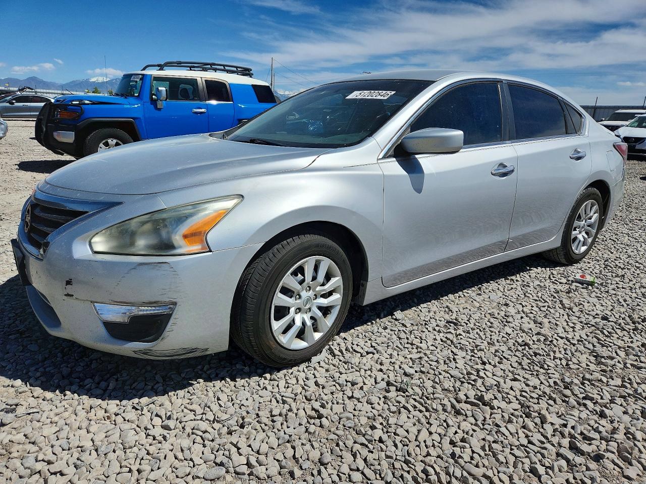 Salvage Nissan Altima Image