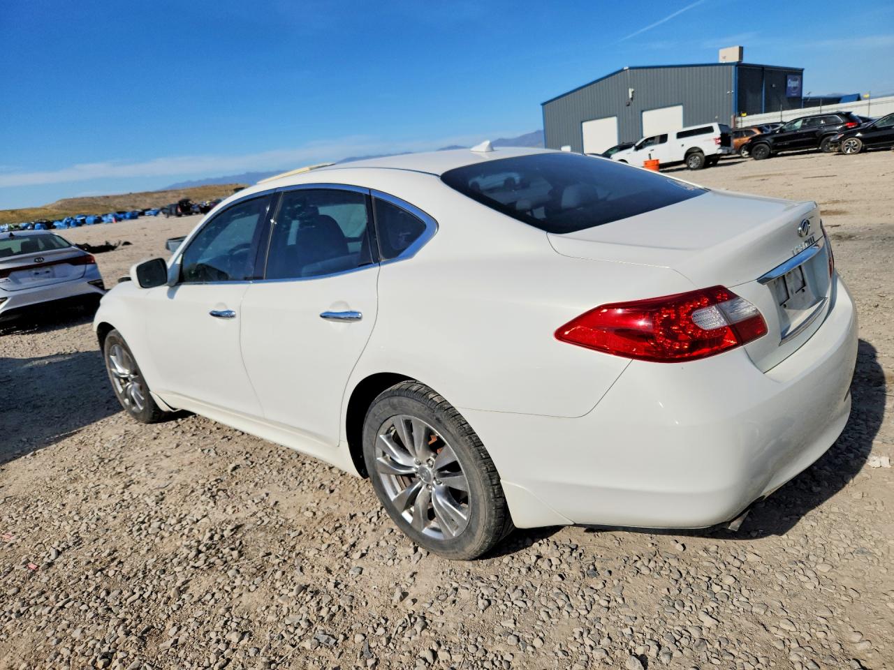 INFINITI M56 X