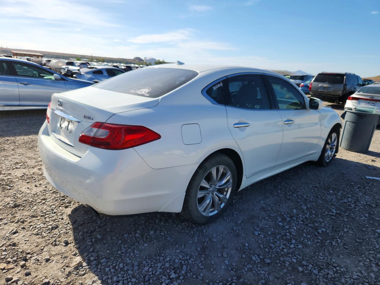 INFINITI M56 X