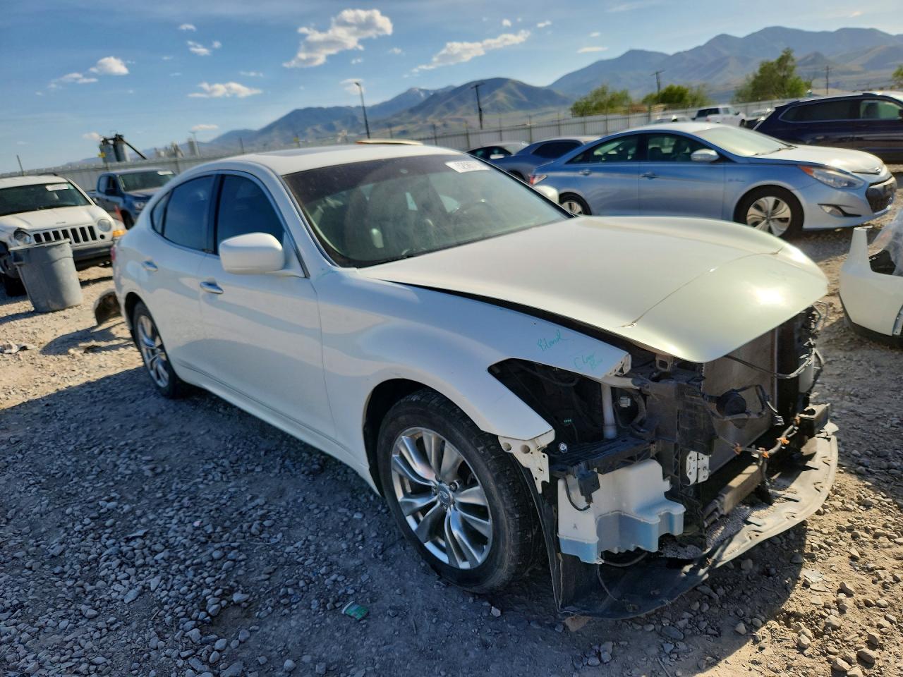 INFINITI M56 X