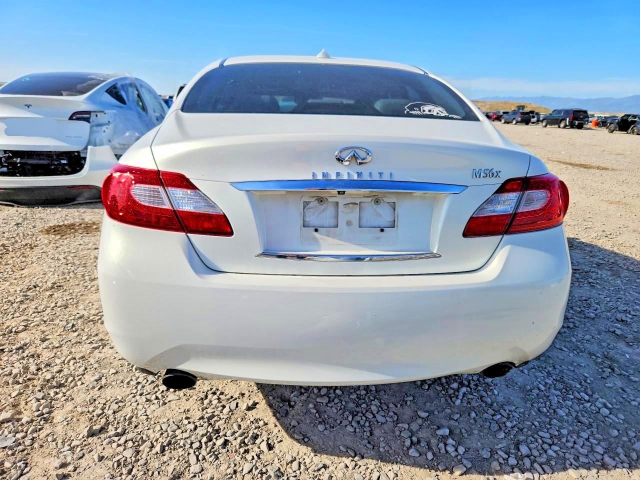 INFINITI M56 X