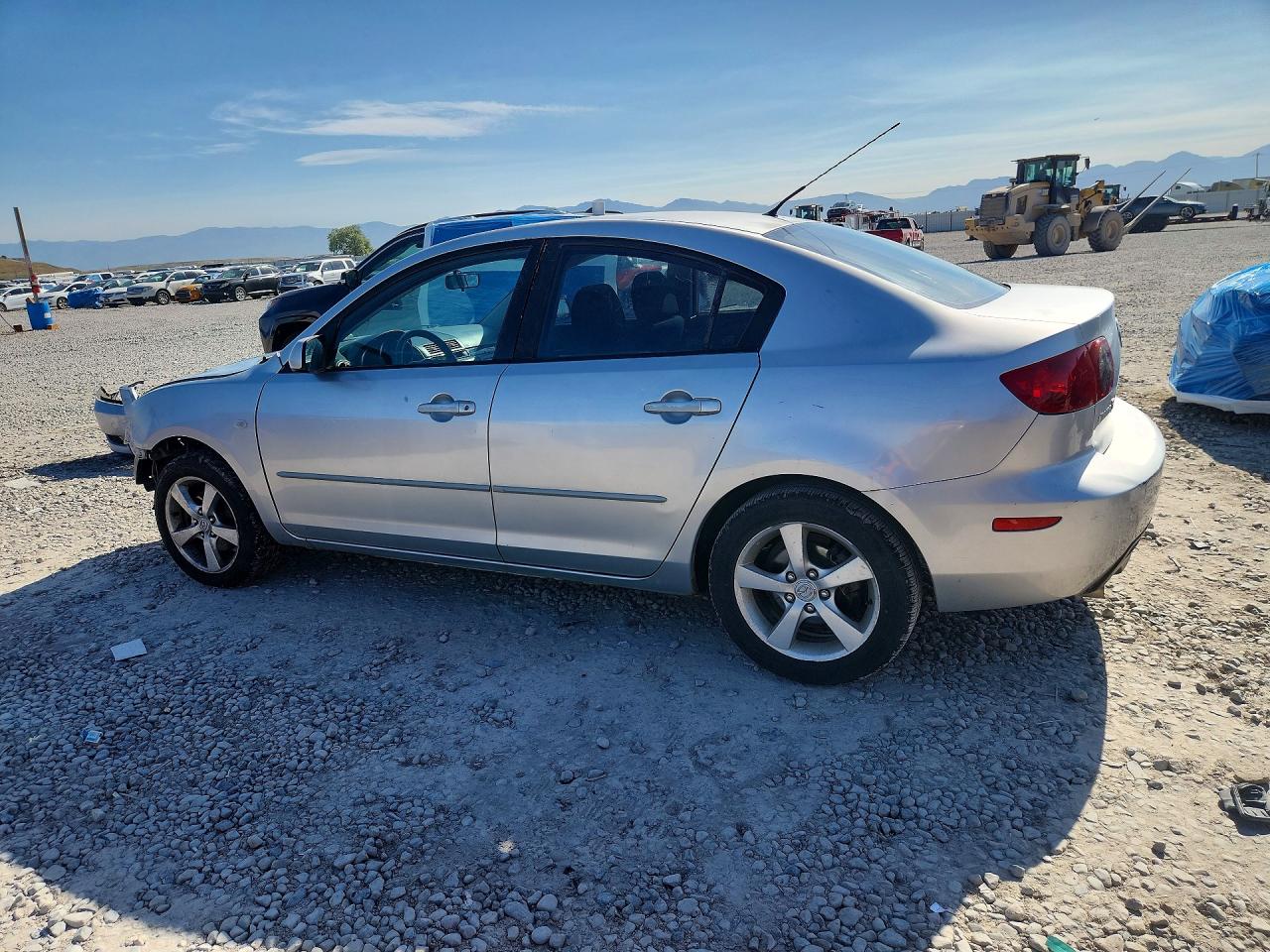 Mazda 3 I