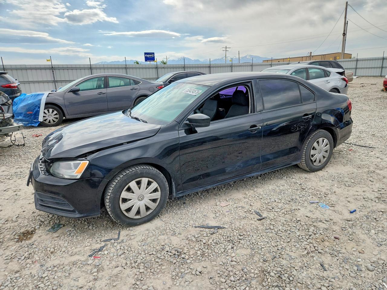 Salvage Volkswagen Jetta Image