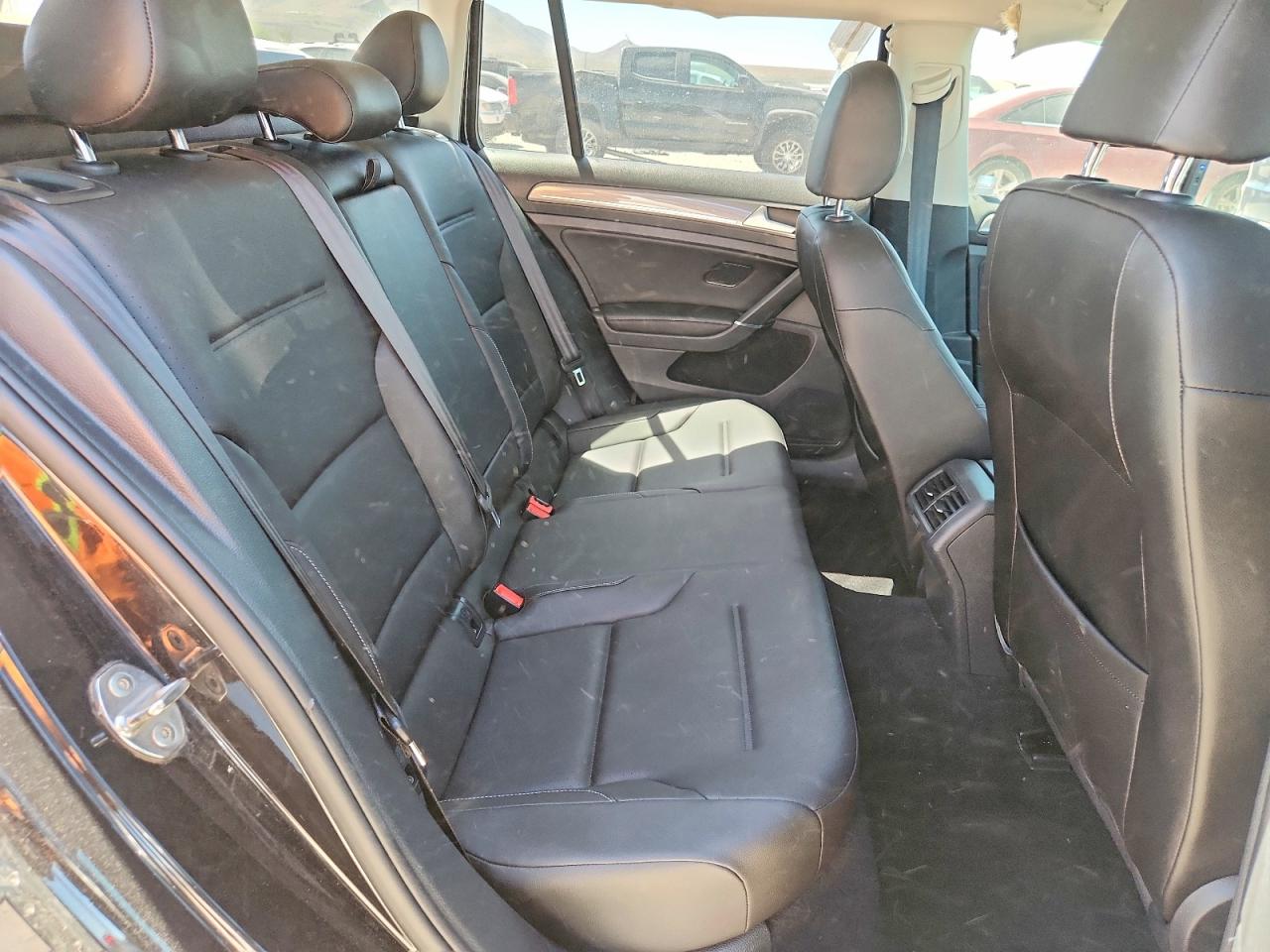 Volkswagen Golf S