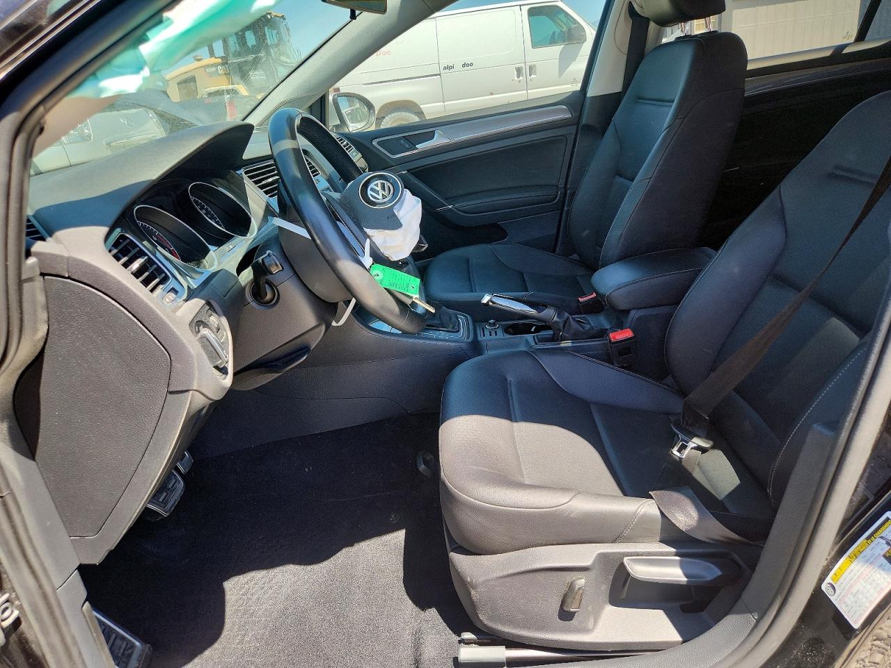 Volkswagen Golf S