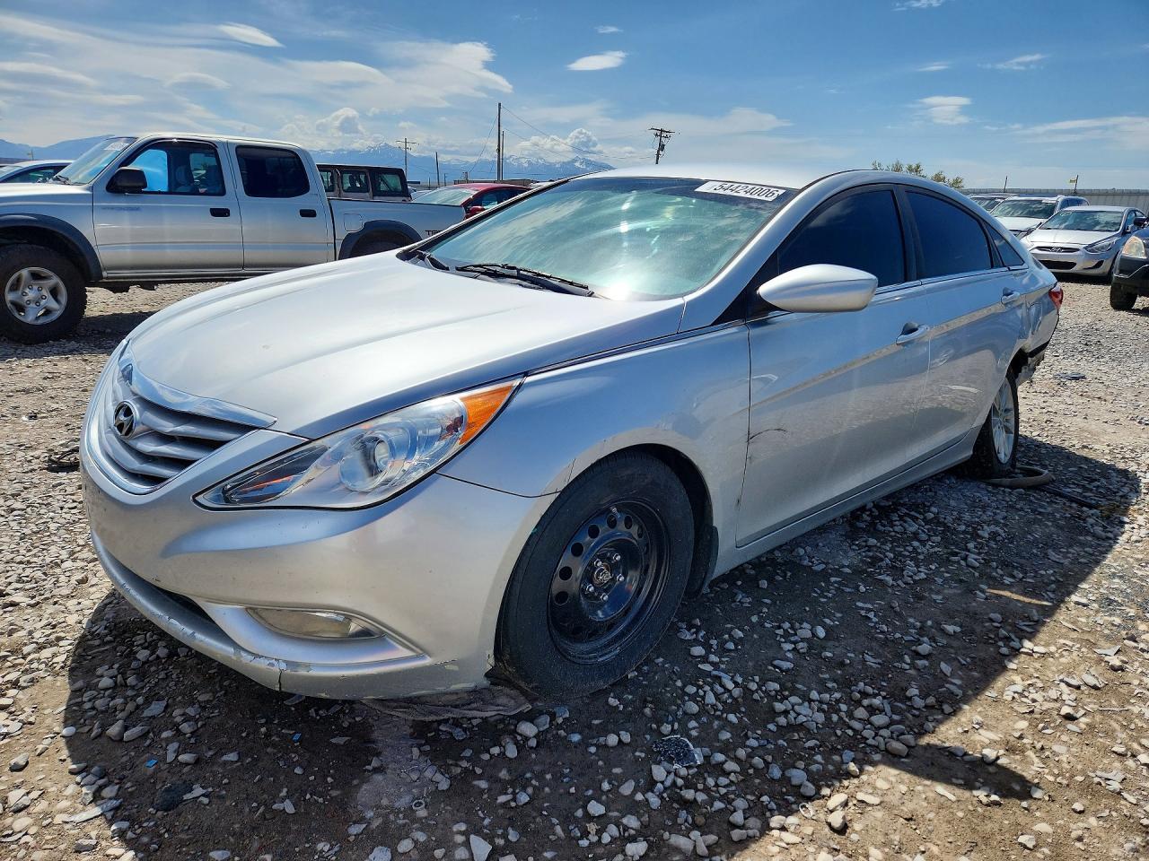 Salvage Hyundai SONATA Image