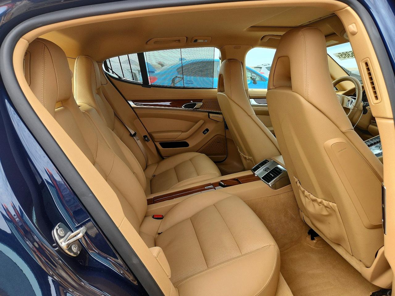 Porsche Panamera 2