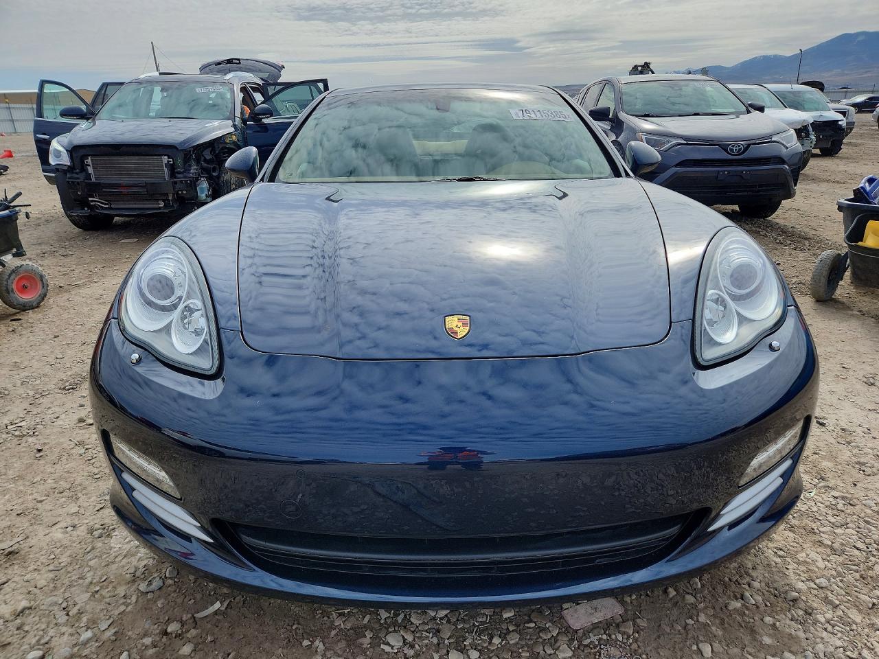 Porsche Panamera 2