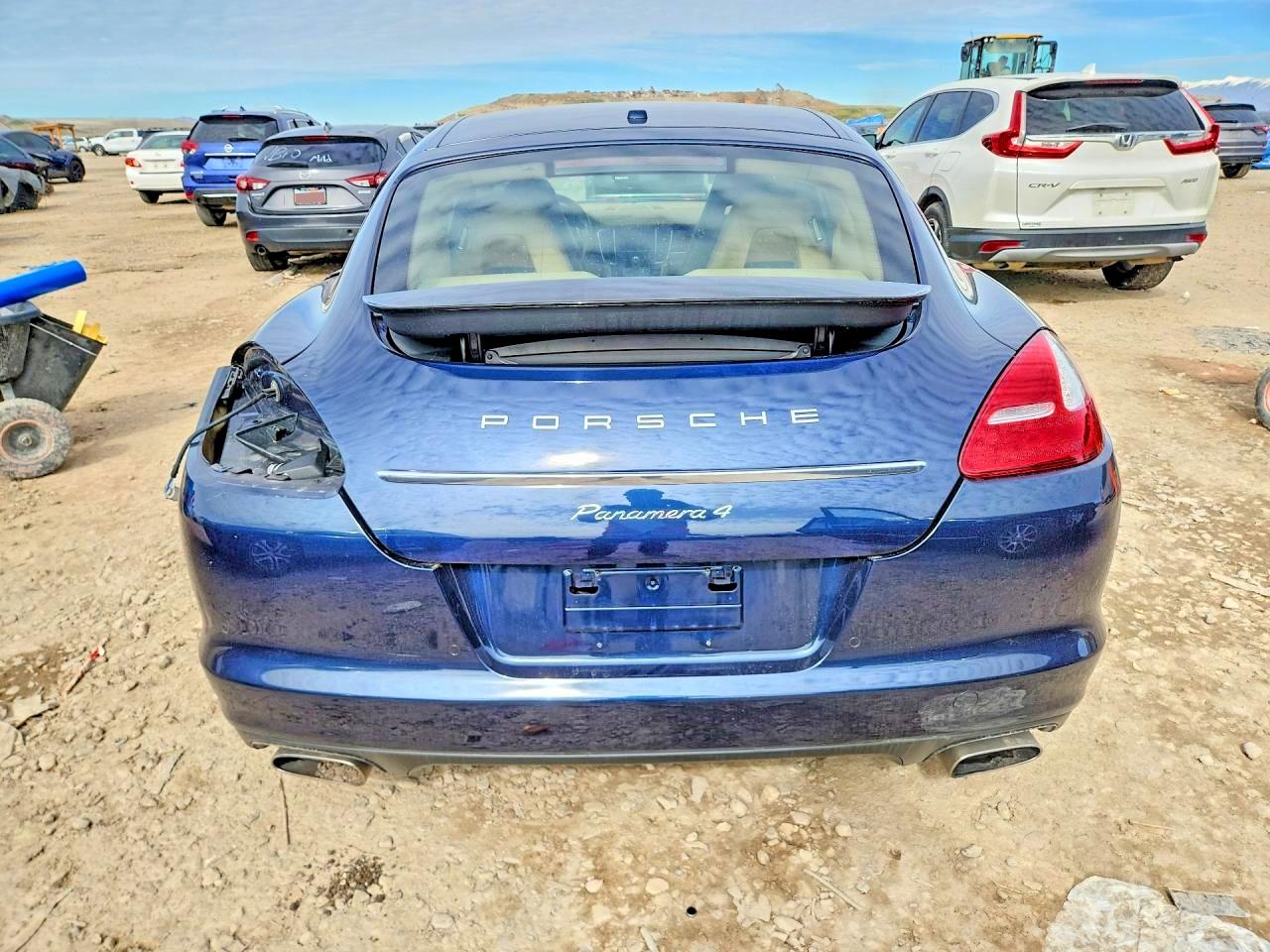 Porsche Panamera 2
