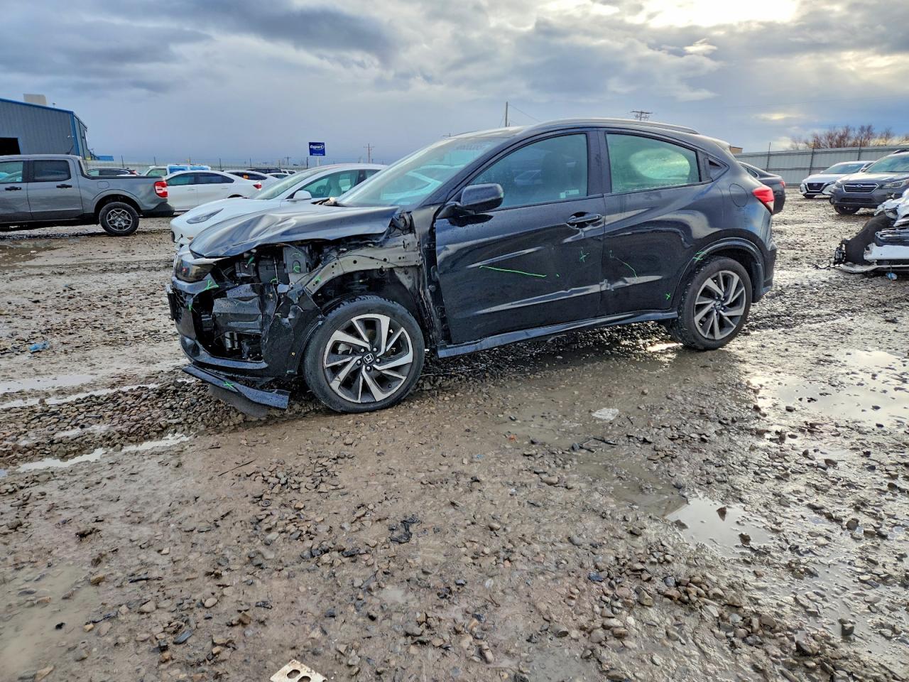 Salvage Honda HR-V Image