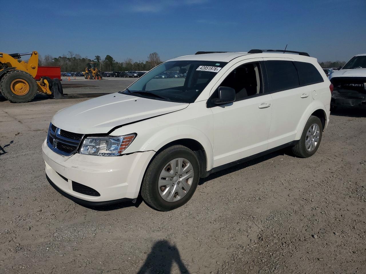 Salvage Dodge Journey Image