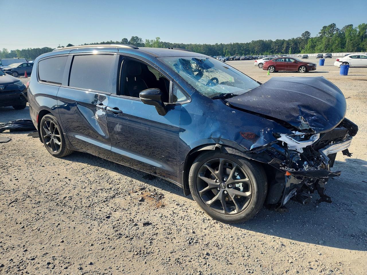 Chrysler Pacifica Limited