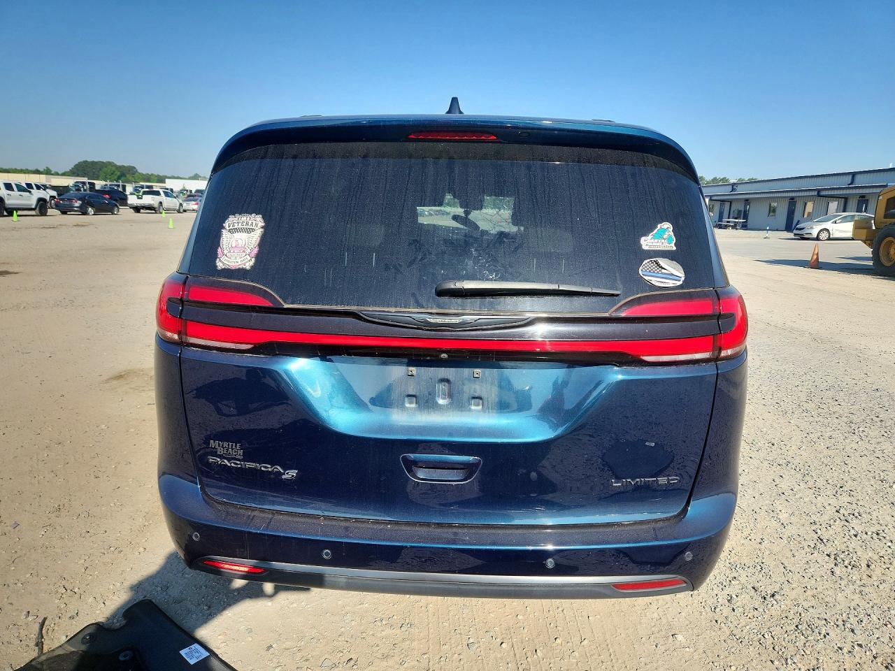 Chrysler Pacifica Limited