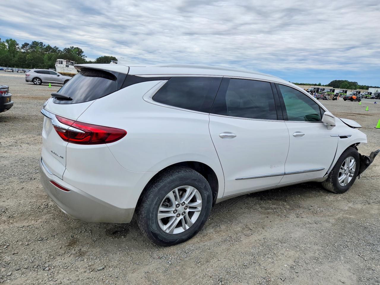 Buick Enclave Essence