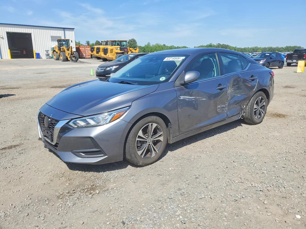 Salvage Nissan Sentra Image