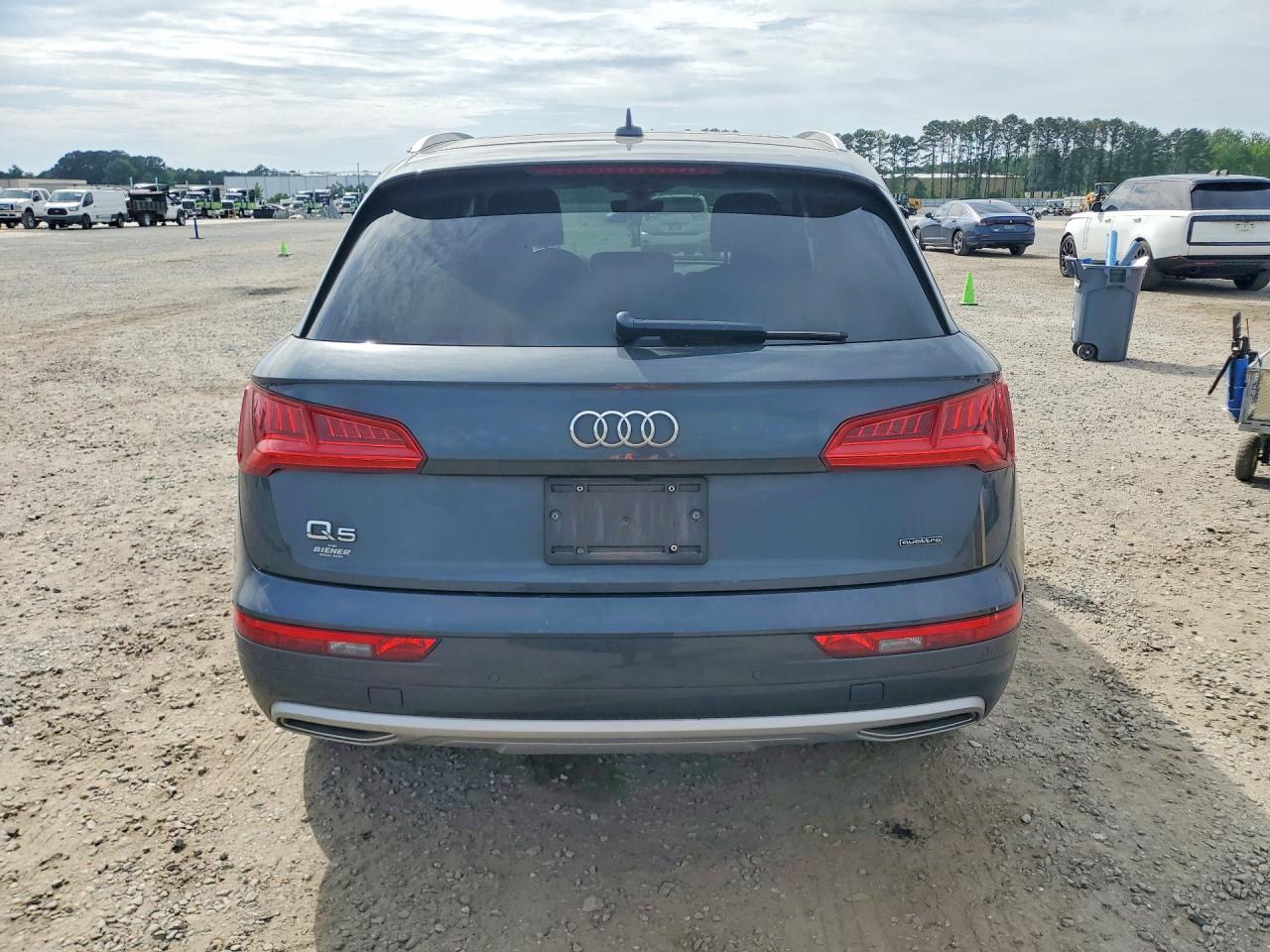 Audi Q5 Premium Plus