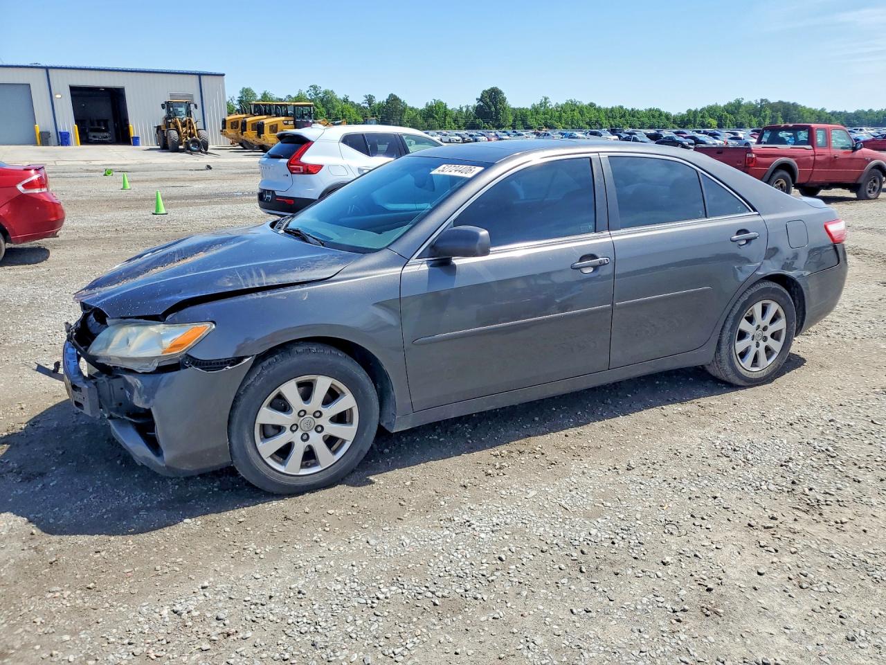 Salvage Toyota Camry Image