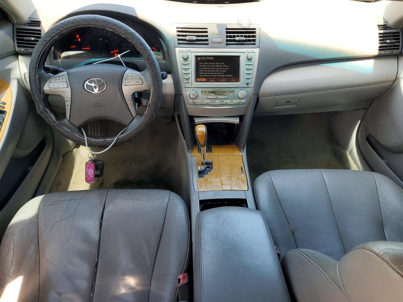 Toyota Camry Xle V6
