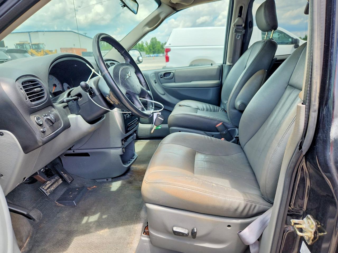 Chrysler Minivan Touring