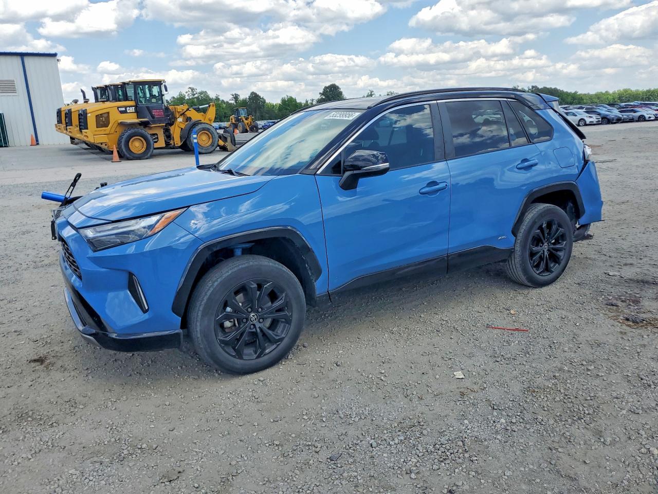 Salvage Toyota RAV4 Image