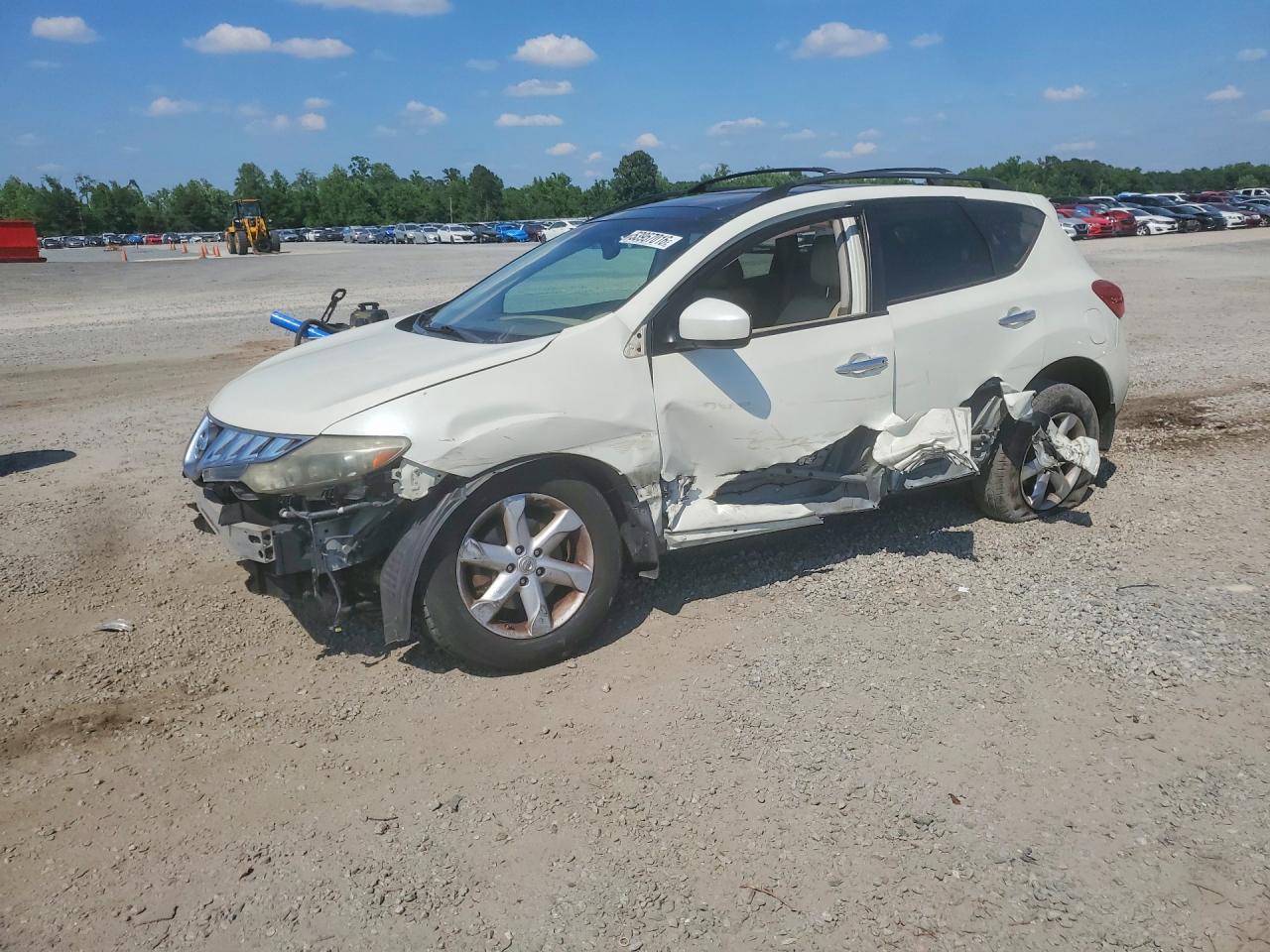 Salvage Nissan Murano Image