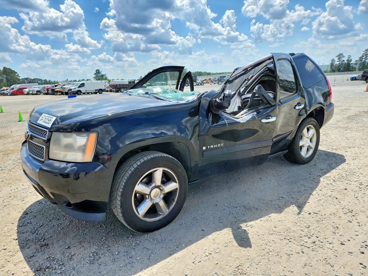Salvage Chevrolet Tahoe Image