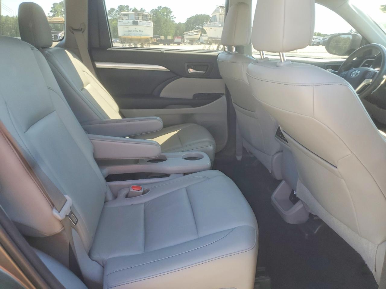 Toyota Highlander Xle