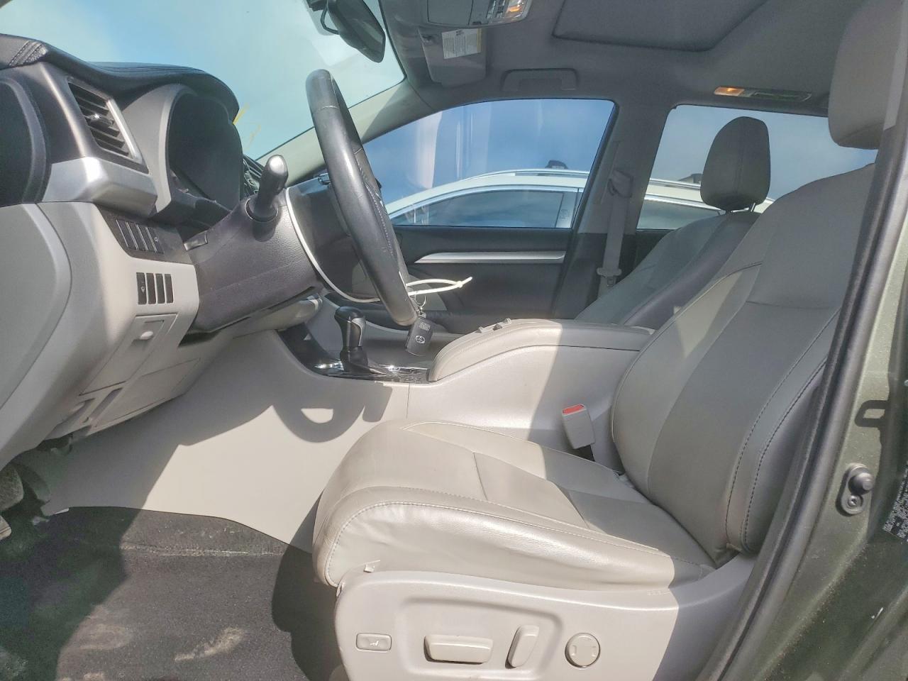 Toyota Highlander Xle