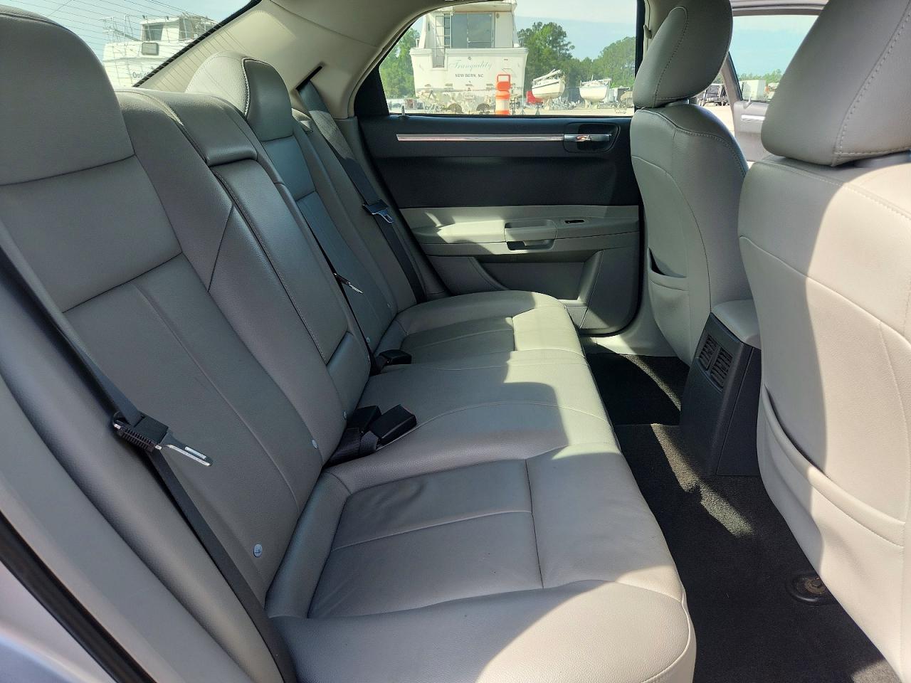 Chrysler 300 Touring