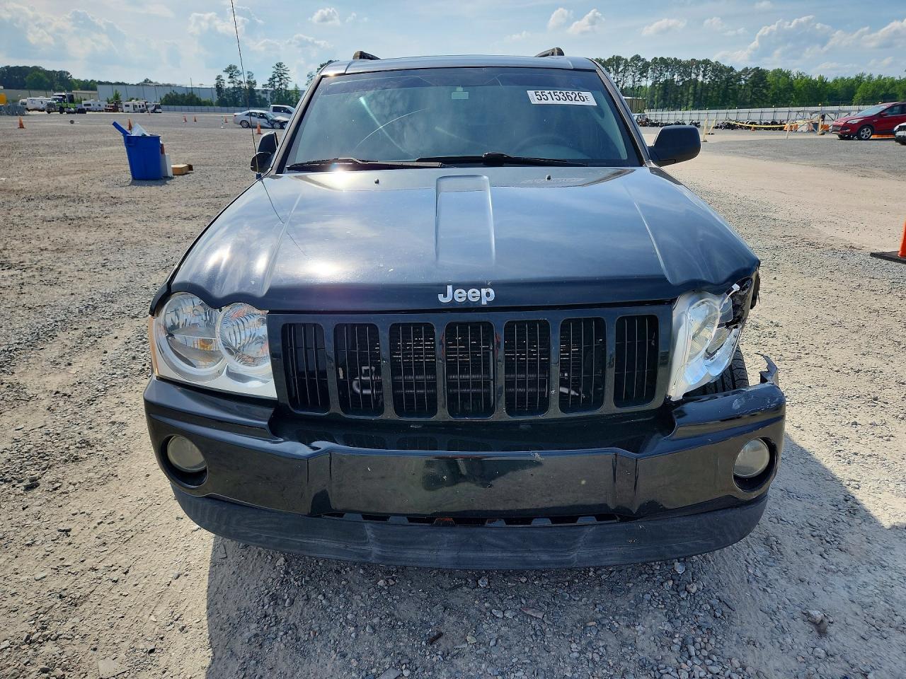 Jeep Grand Cherokee Laredo