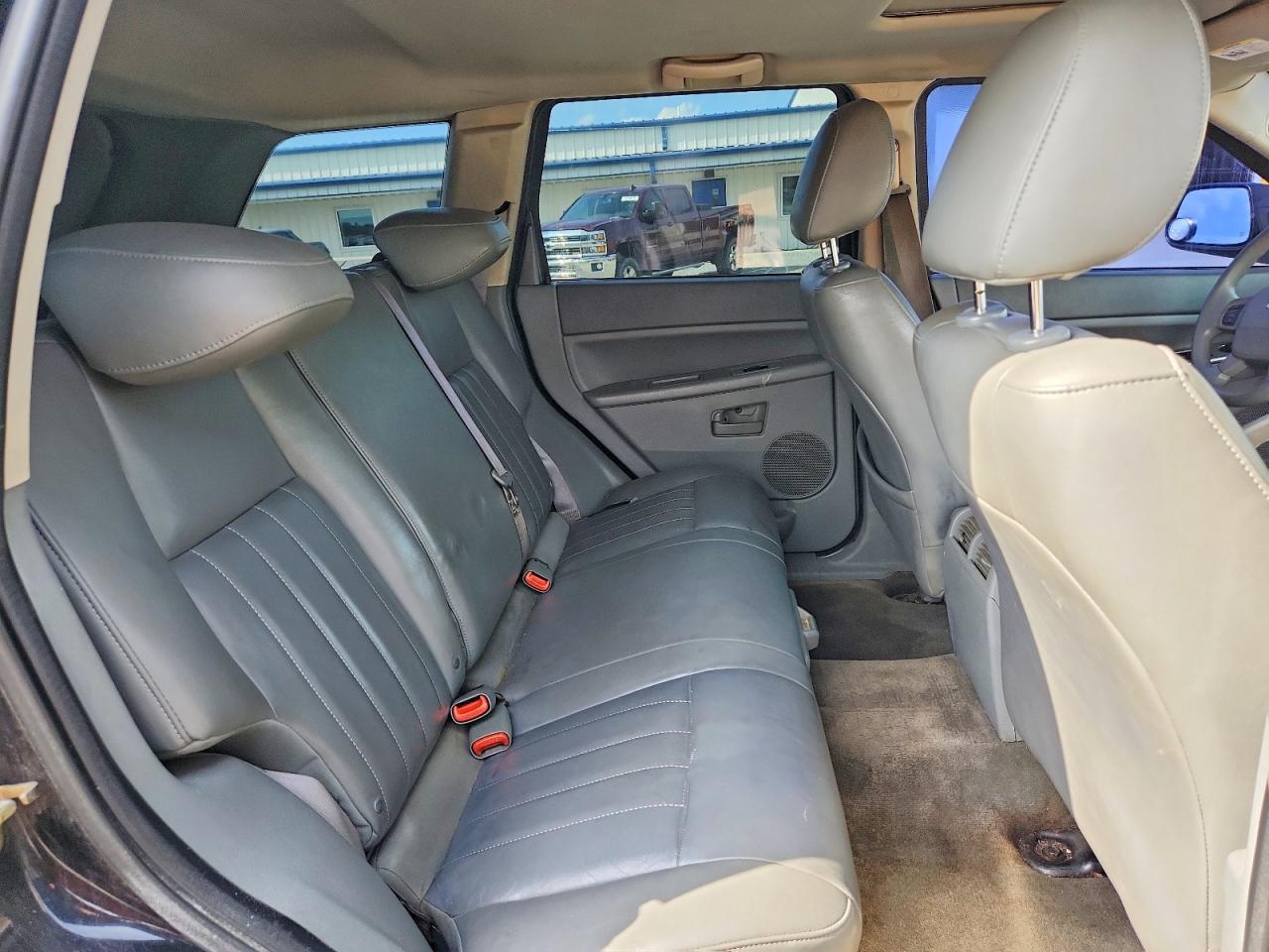 Jeep Grand Cherokee Laredo