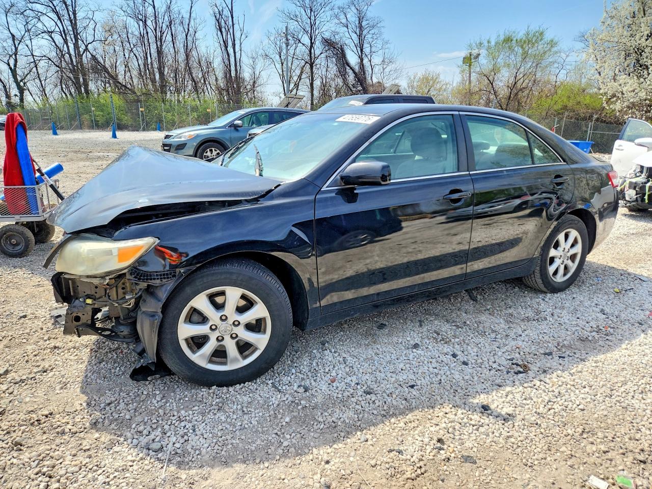 Salvage Toyota Camry Image