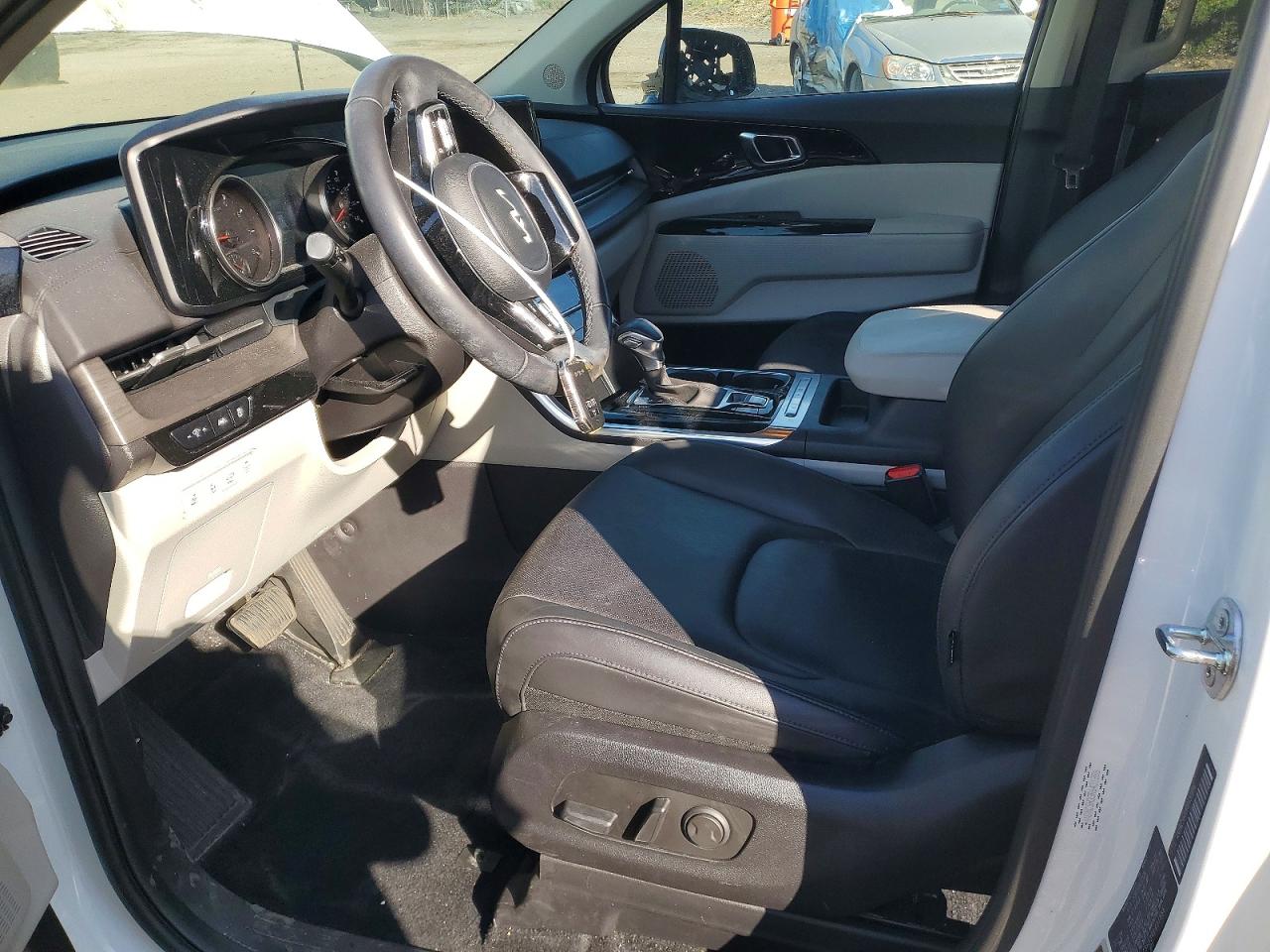 Kia Carnival Ex