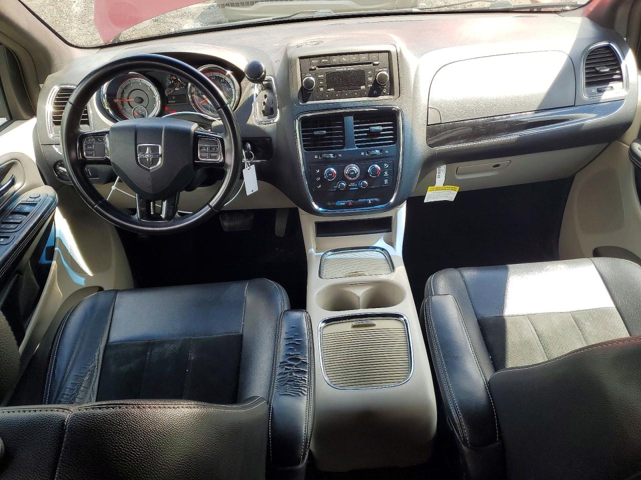 Dodge Caravan Sxt