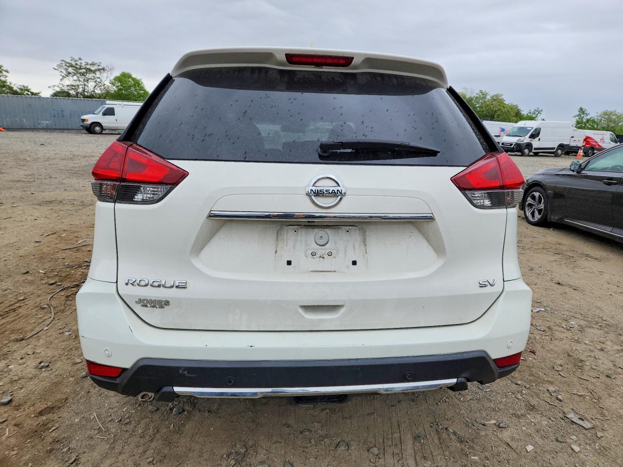 Nissan Rogue Sv