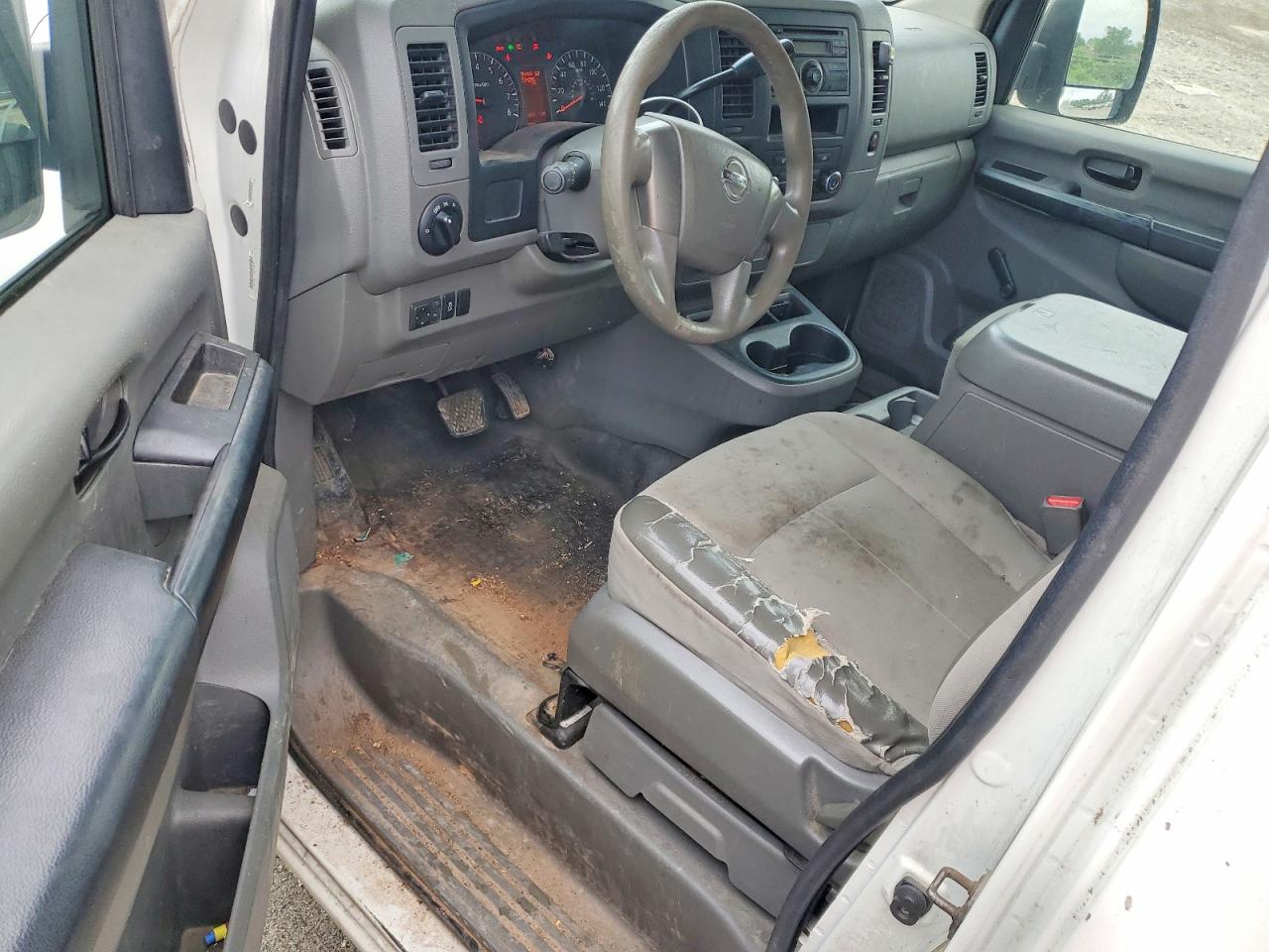Nissan Nv 2500 Hd S