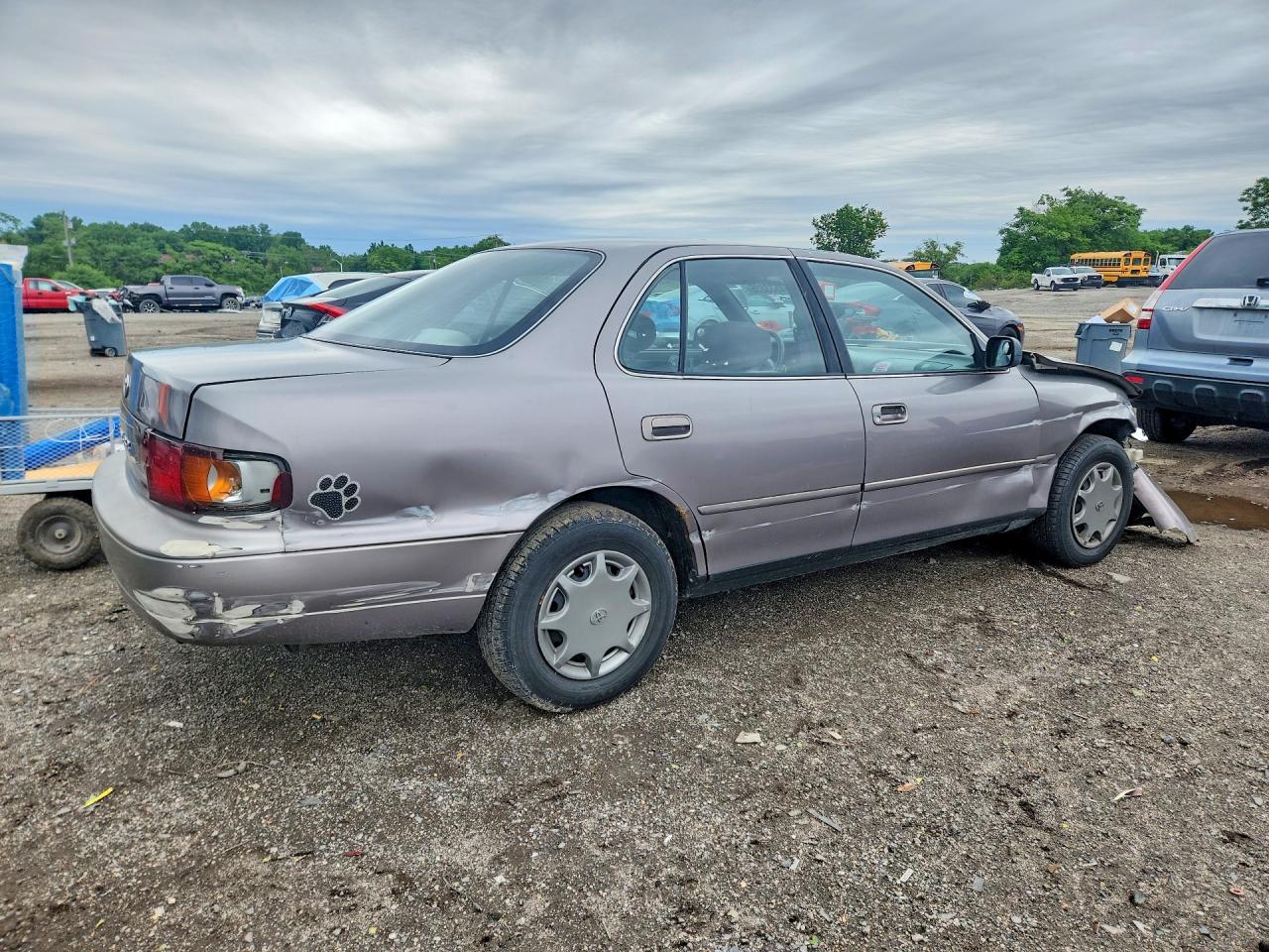 Toyota Camry Dx