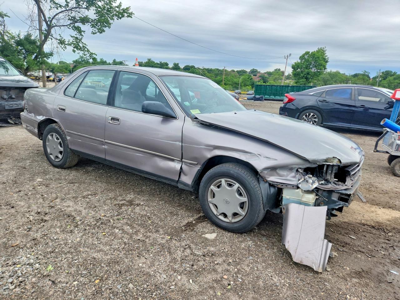 Toyota Camry Dx