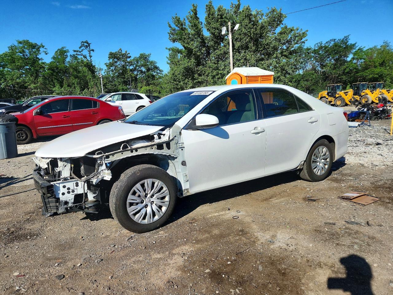 Salvage Toyota Camry Image