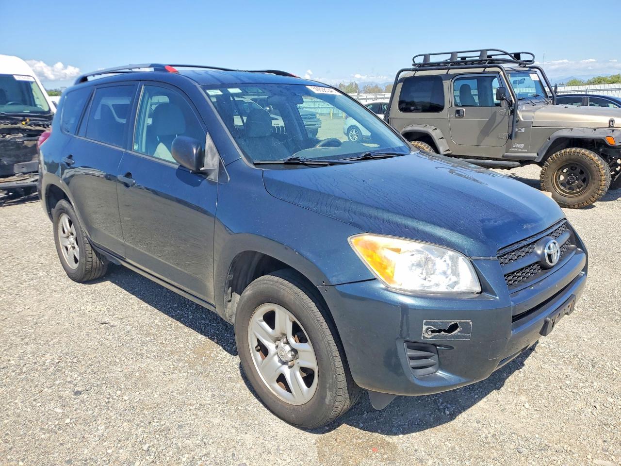 Toyota RAV4 Base